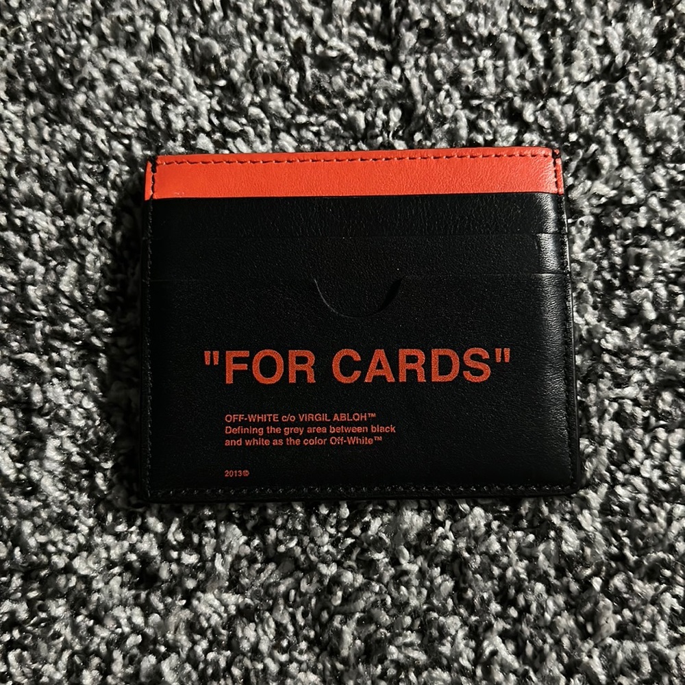 Off white card wallet